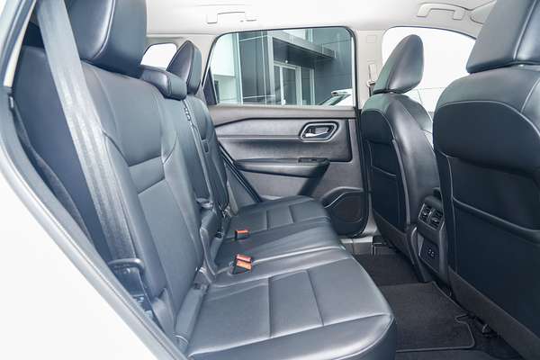 2022 Nissan X-TRAIL ST-L T33