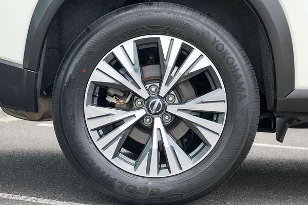 2022 Nissan X-TRAIL ST-L T33