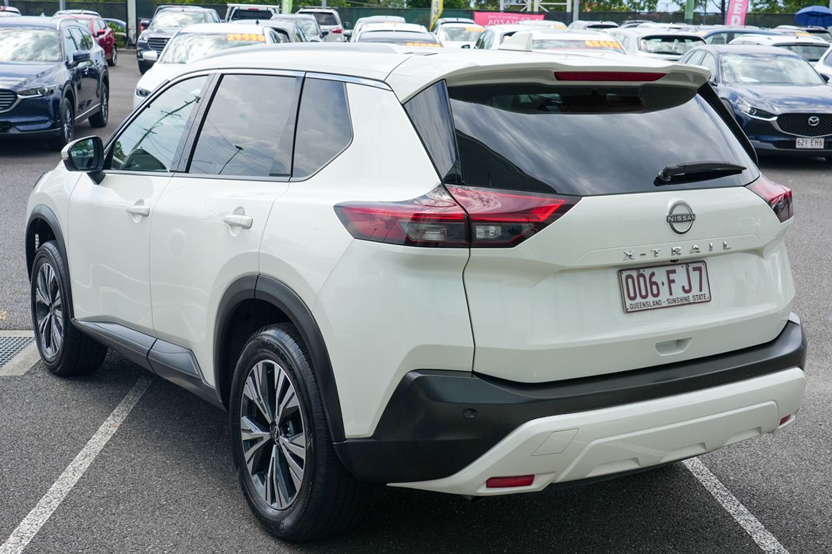 2022 Nissan X-TRAIL ST-L T33