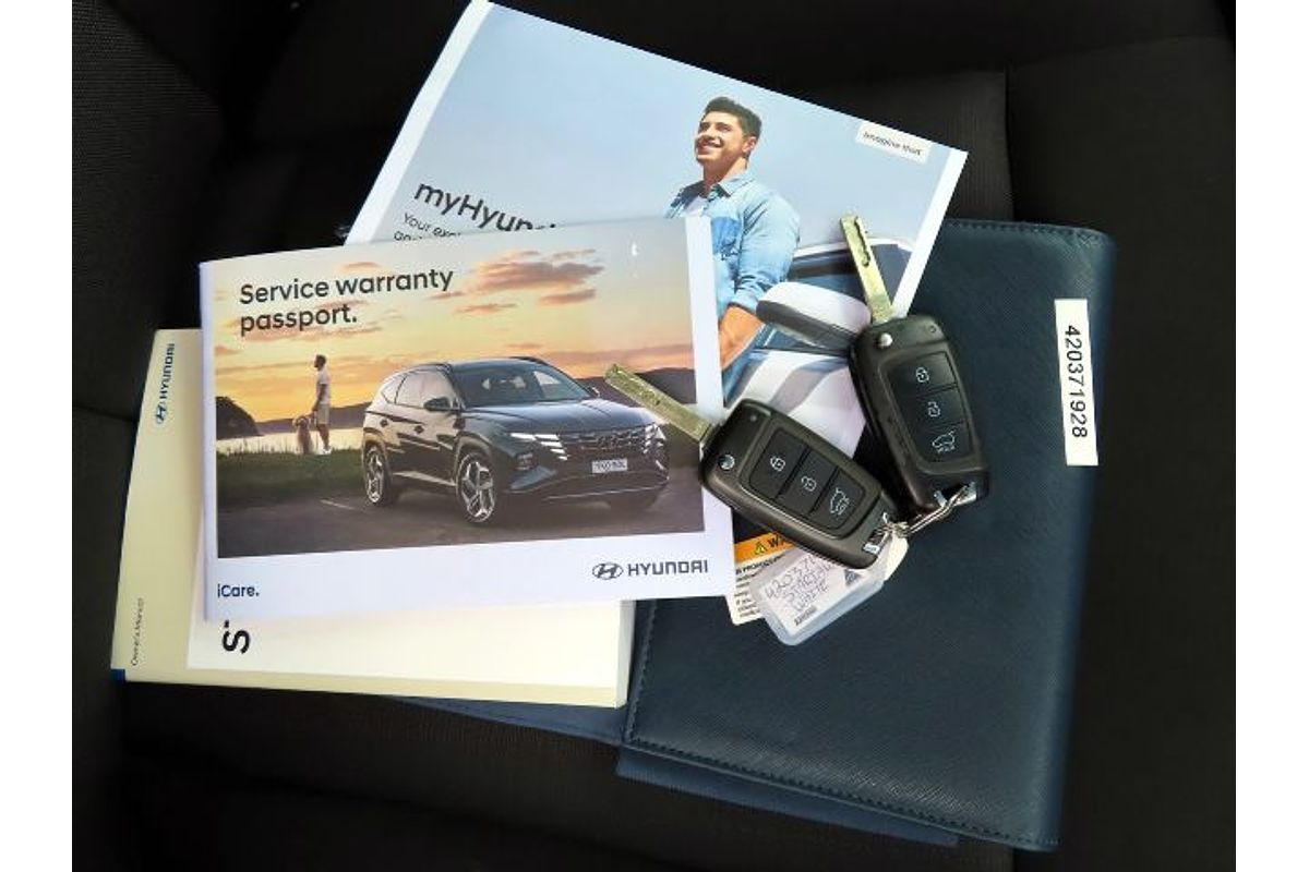 2023 Hyundai STARIA LOAD US4.V2