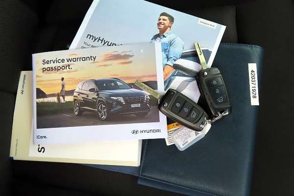 2023 Hyundai STARIA LOAD US4.V2