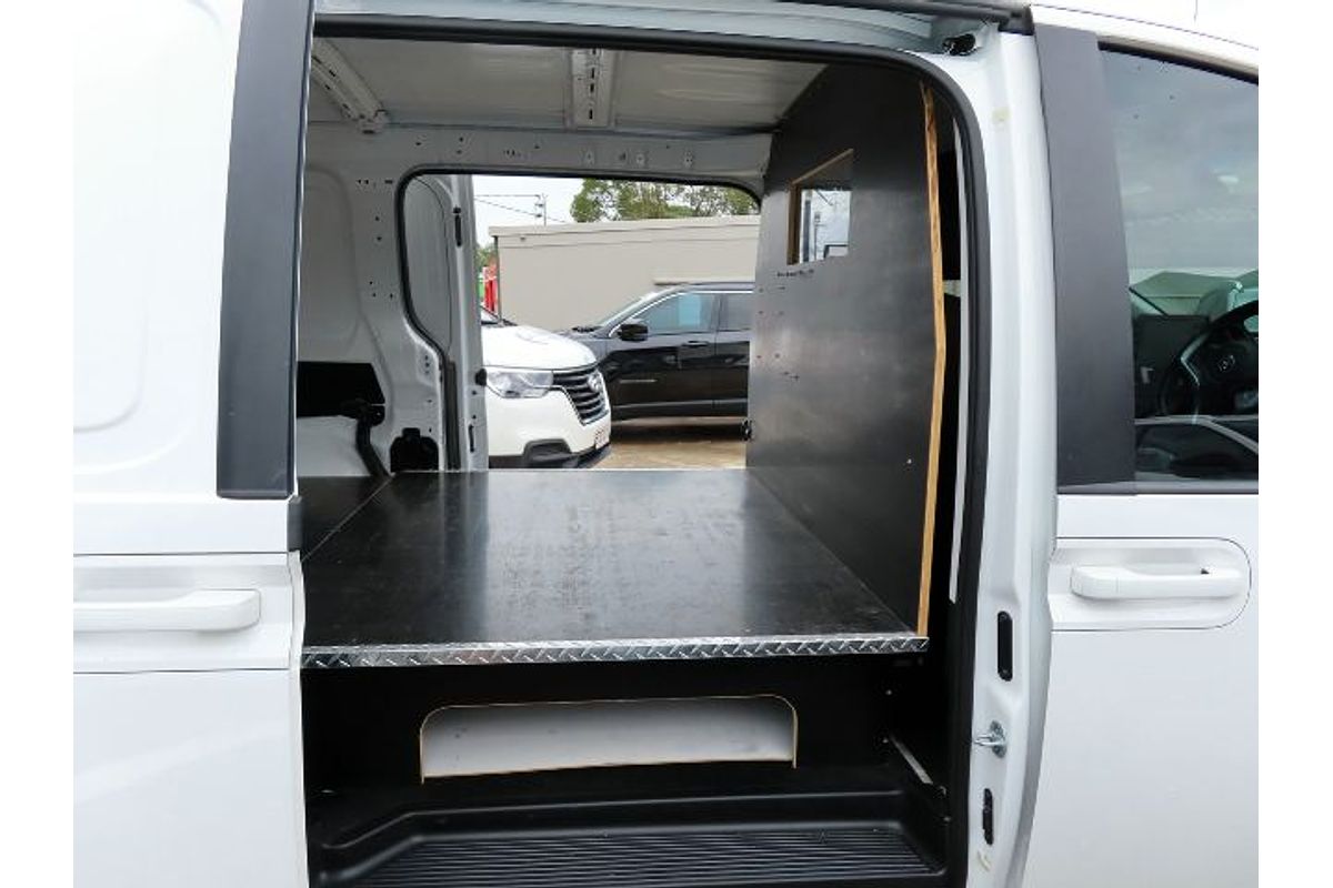 2023 Hyundai STARIA LOAD US4.V2
