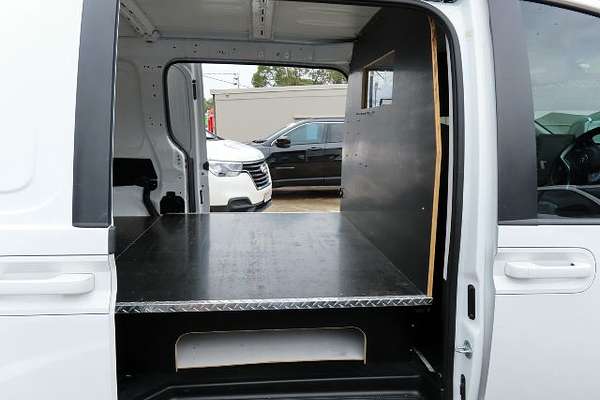 2023 Hyundai STARIA LOAD US4.V2