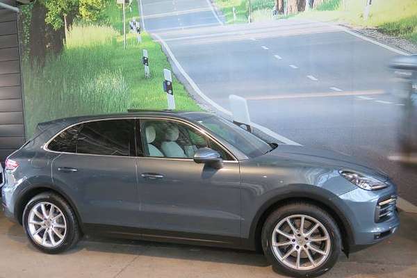2019 Porsche CAYENNE S 9YA