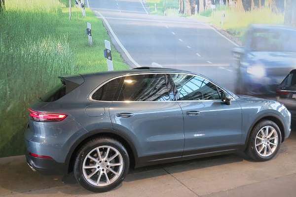 2019 Porsche CAYENNE S 9YA