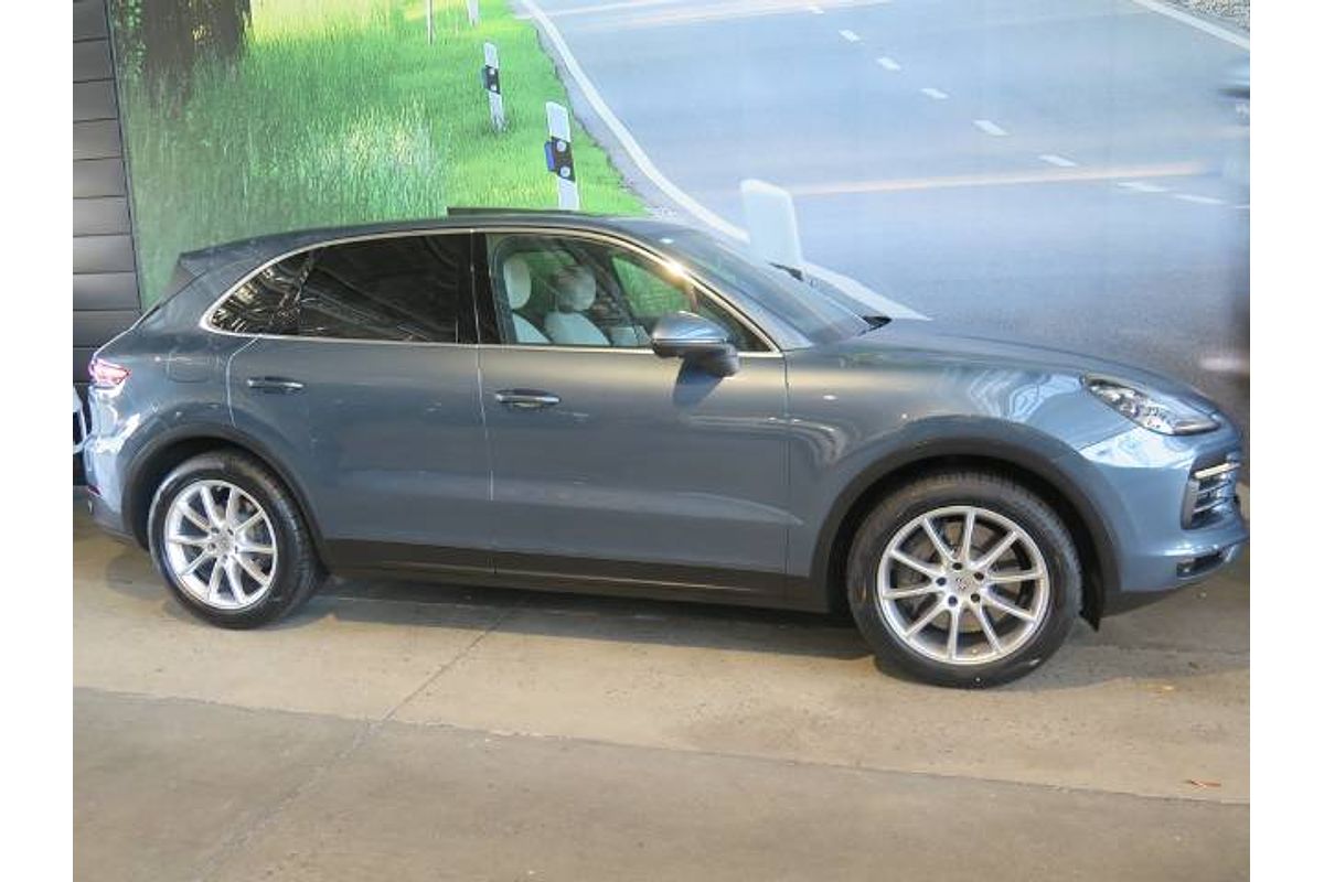 2019 Porsche CAYENNE S 9YA