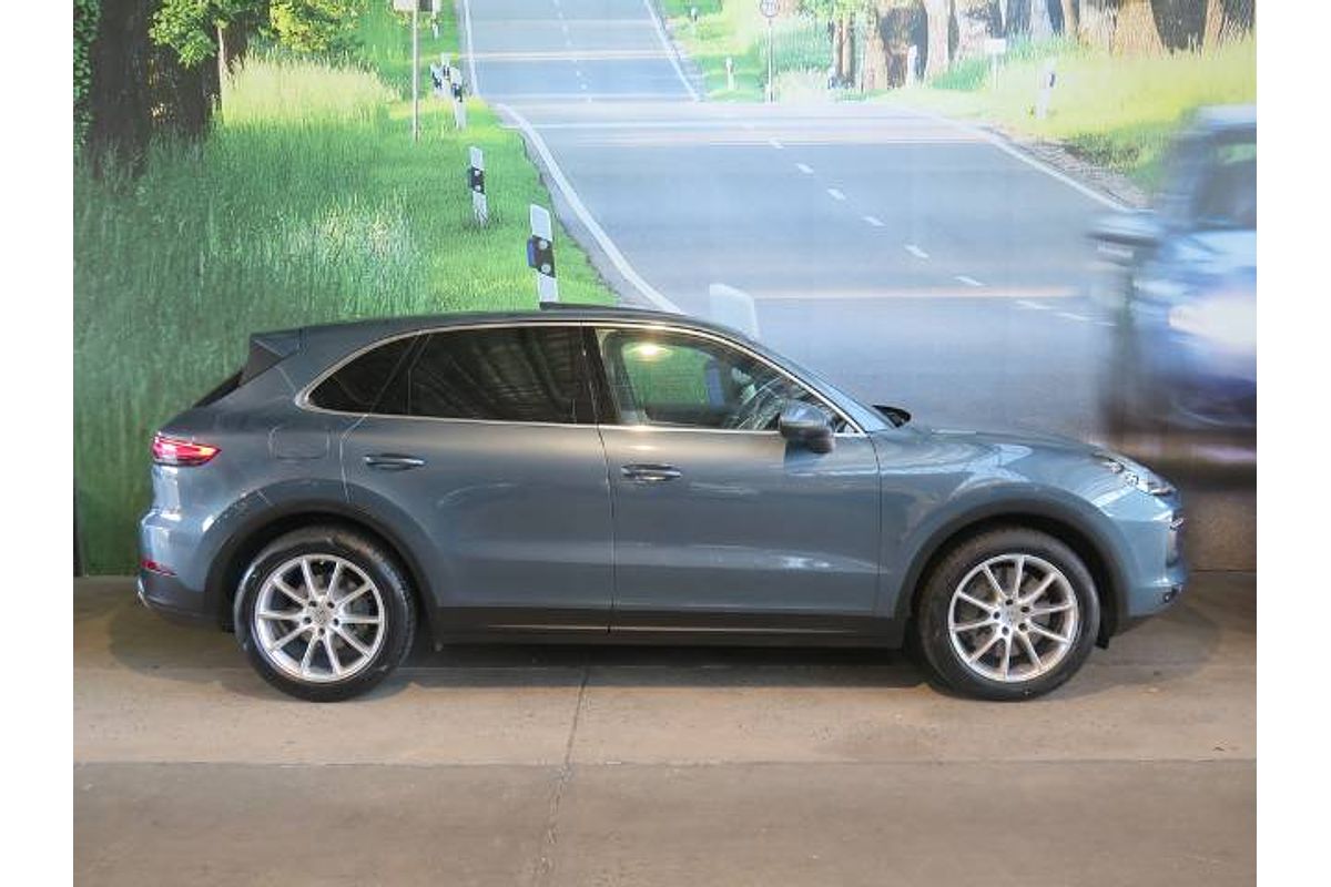 2019 Porsche CAYENNE S 9YA