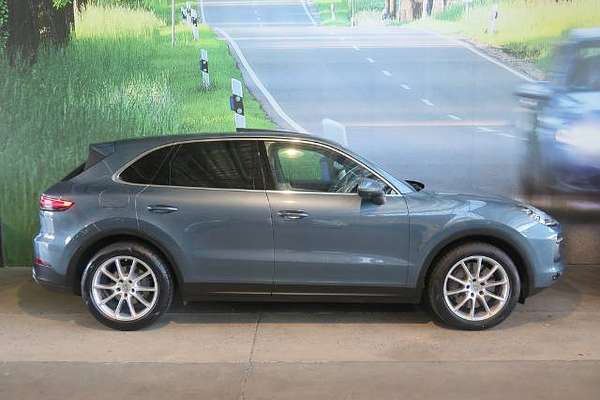 2019 Porsche CAYENNE S 9YA
