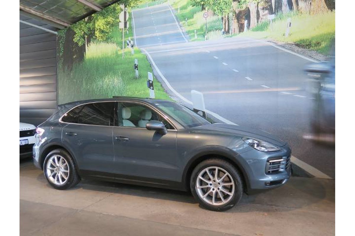 2019 Porsche CAYENNE S 9YA