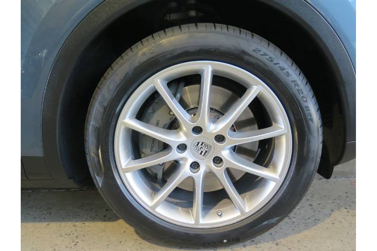 2019 Porsche CAYENNE S 9YA