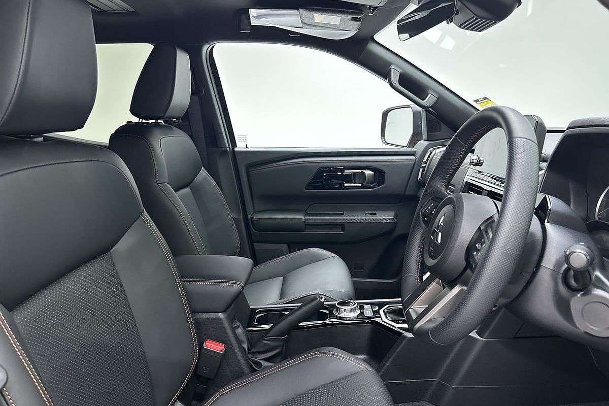 2024 Mitsubishi Triton GSR MV 4X4