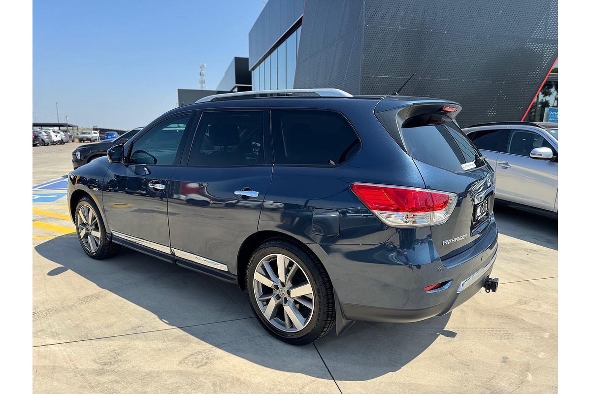 2016 Nissan Pathfinder Ti R52