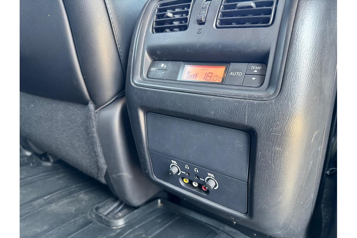 2016 Nissan Pathfinder Ti R52