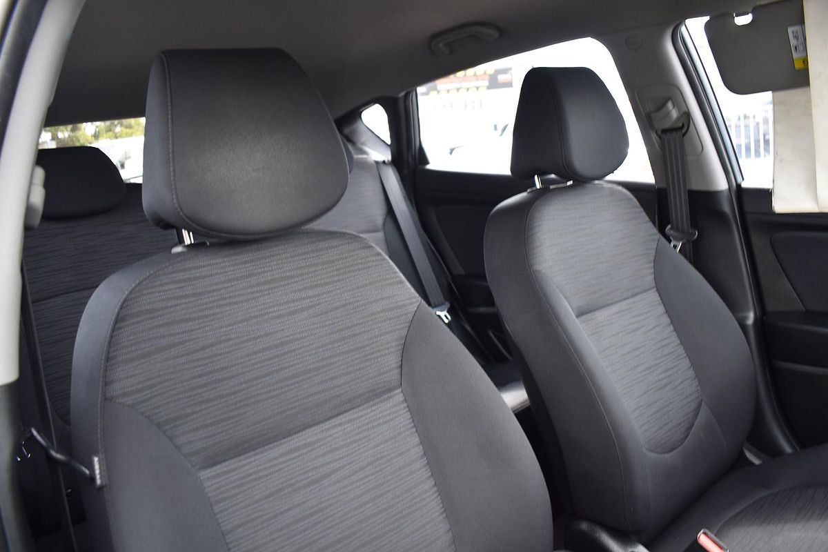 2018 Hyundai Accent Sport RB6