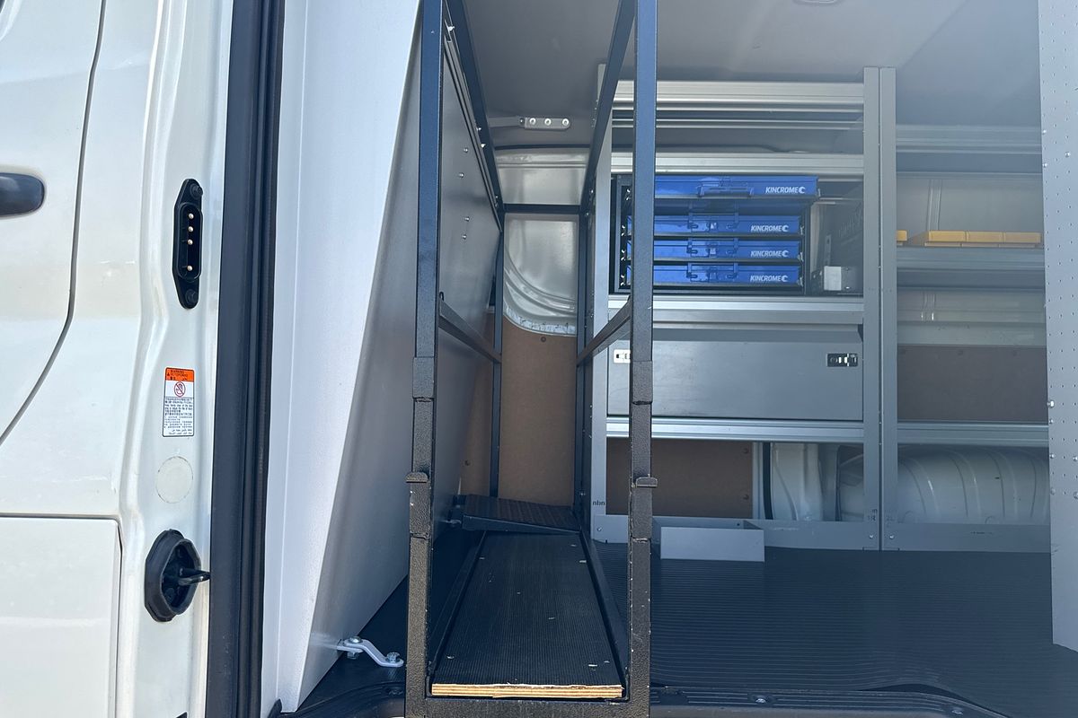 2019 Toyota Hiace GDH300R LWB