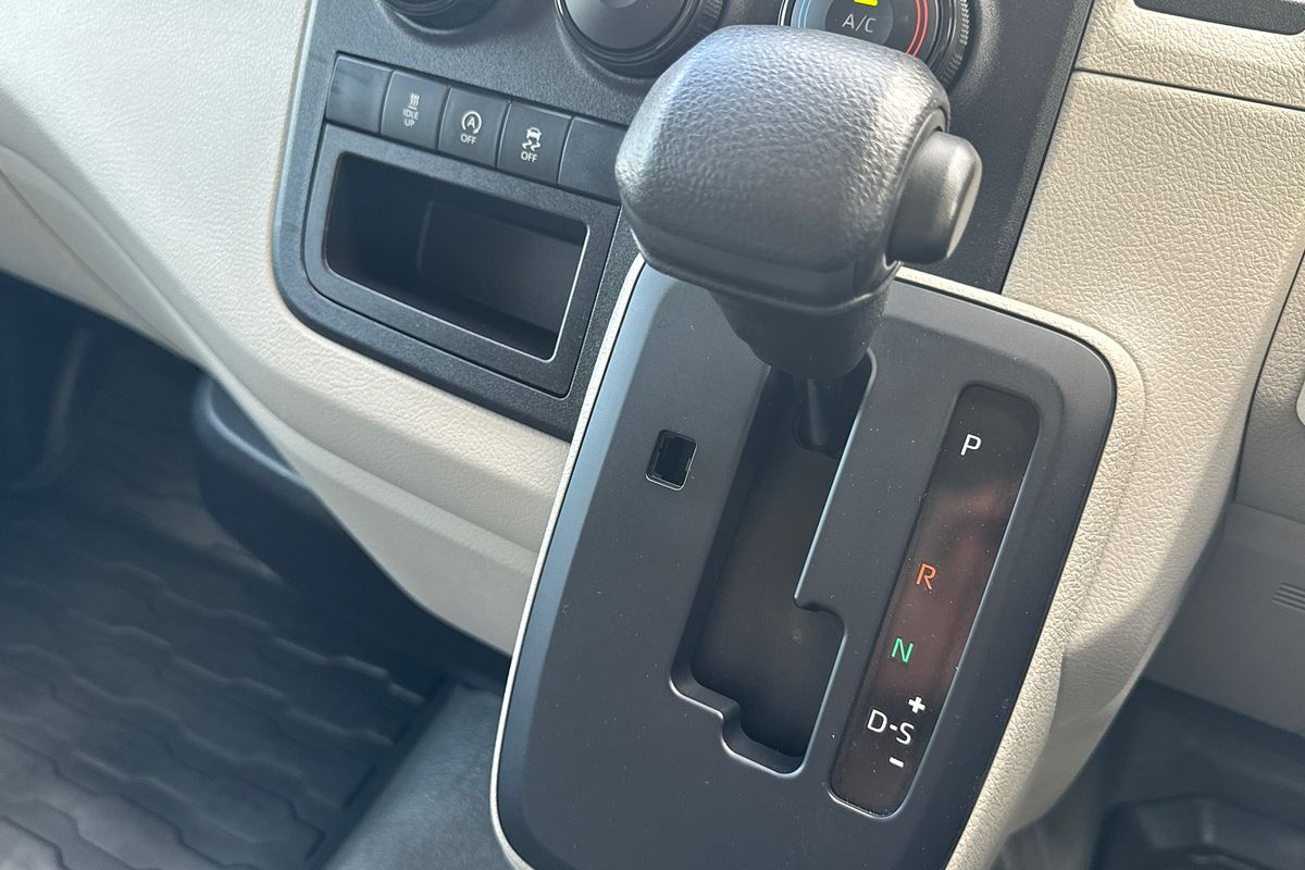 2019 Toyota Hiace GDH300R LWB