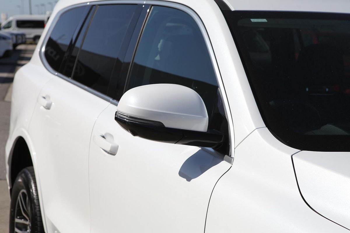2024 GWM Tank 500 Lux Hybrid P03