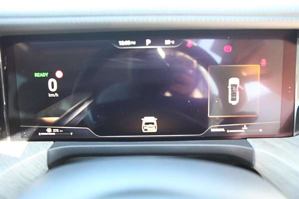 2024 GWM Tank 500 Lux Hybrid P03