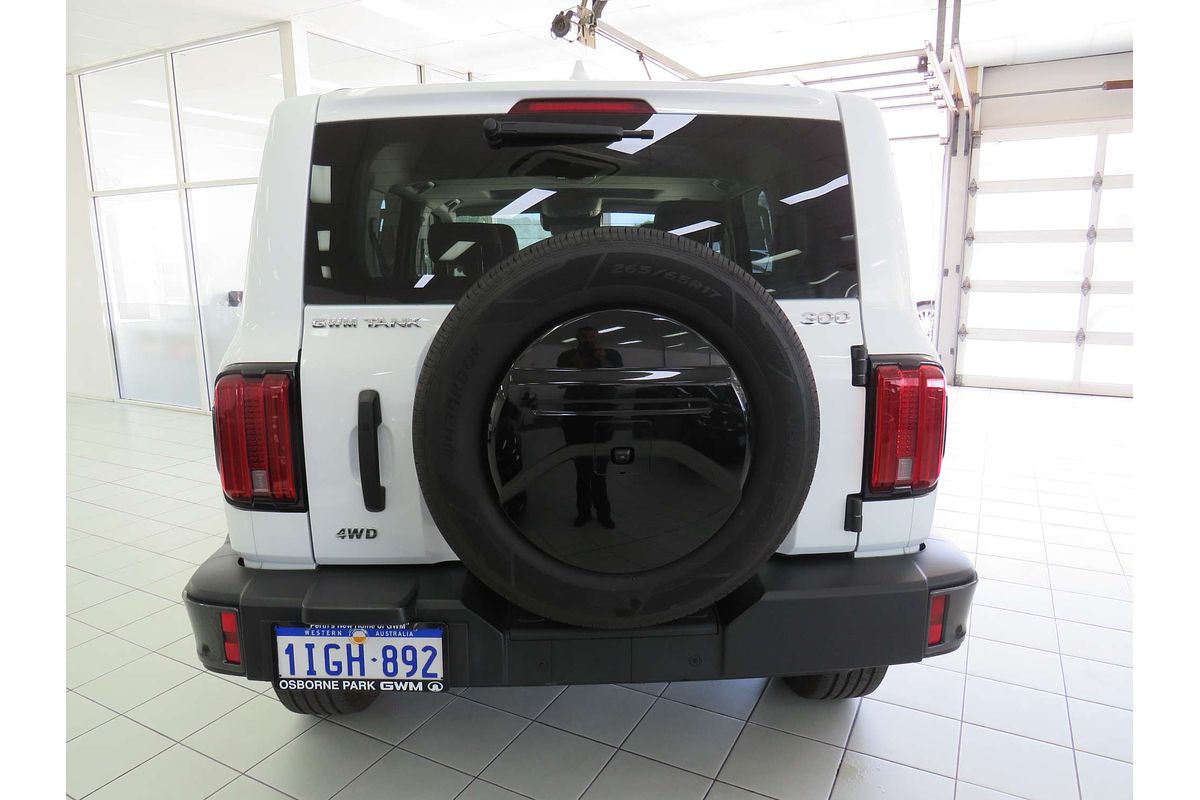 2023 GWM Tank 300 Lux P01