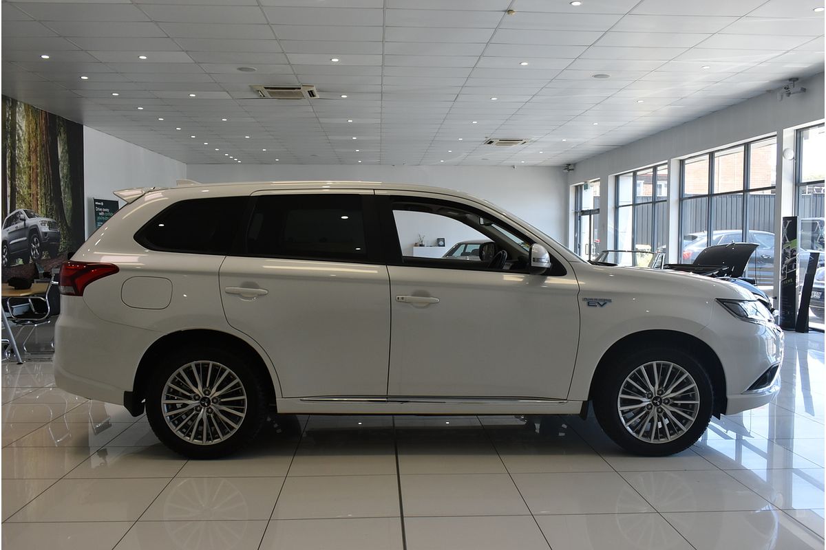 2021 Mitsubishi Outlander PHEV ES ZL