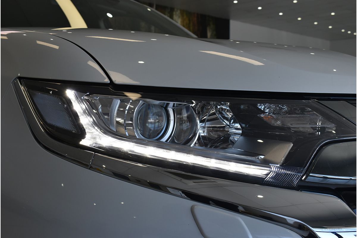 2021 Mitsubishi Outlander PHEV ES ZL
