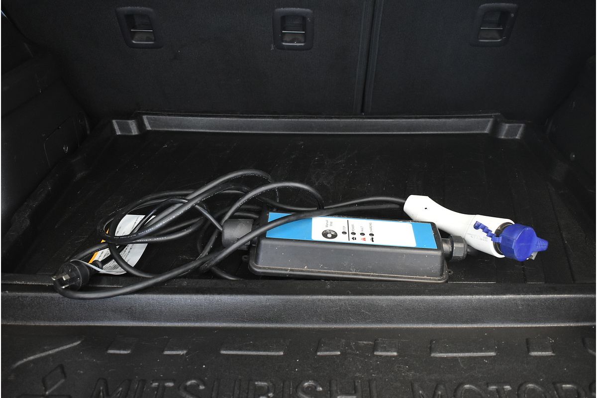 2021 Mitsubishi Outlander PHEV ES ZL