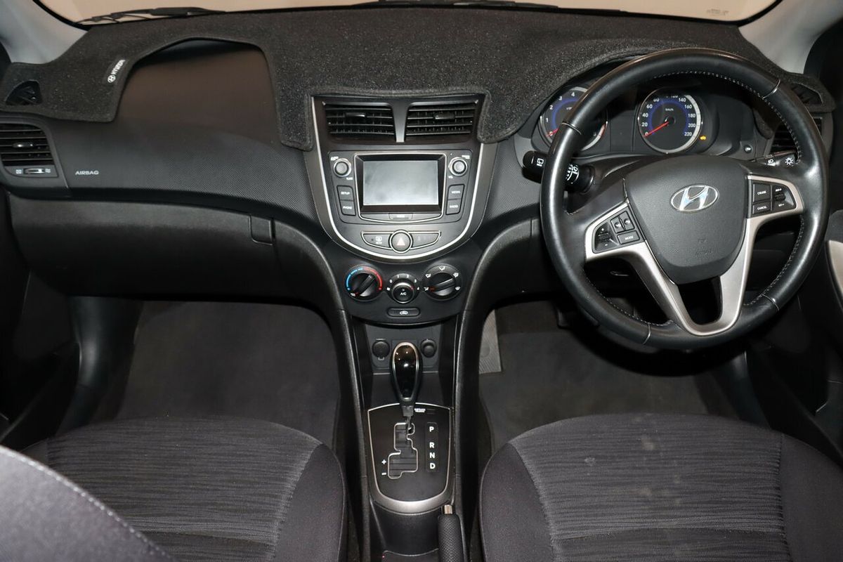 2017 Hyundai Accent Sport RB6