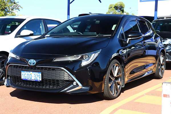 2018 Toyota Corolla ZR Hybrid ZWE211R