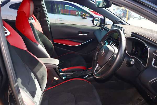 2018 Toyota Corolla ZR Hybrid ZWE211R