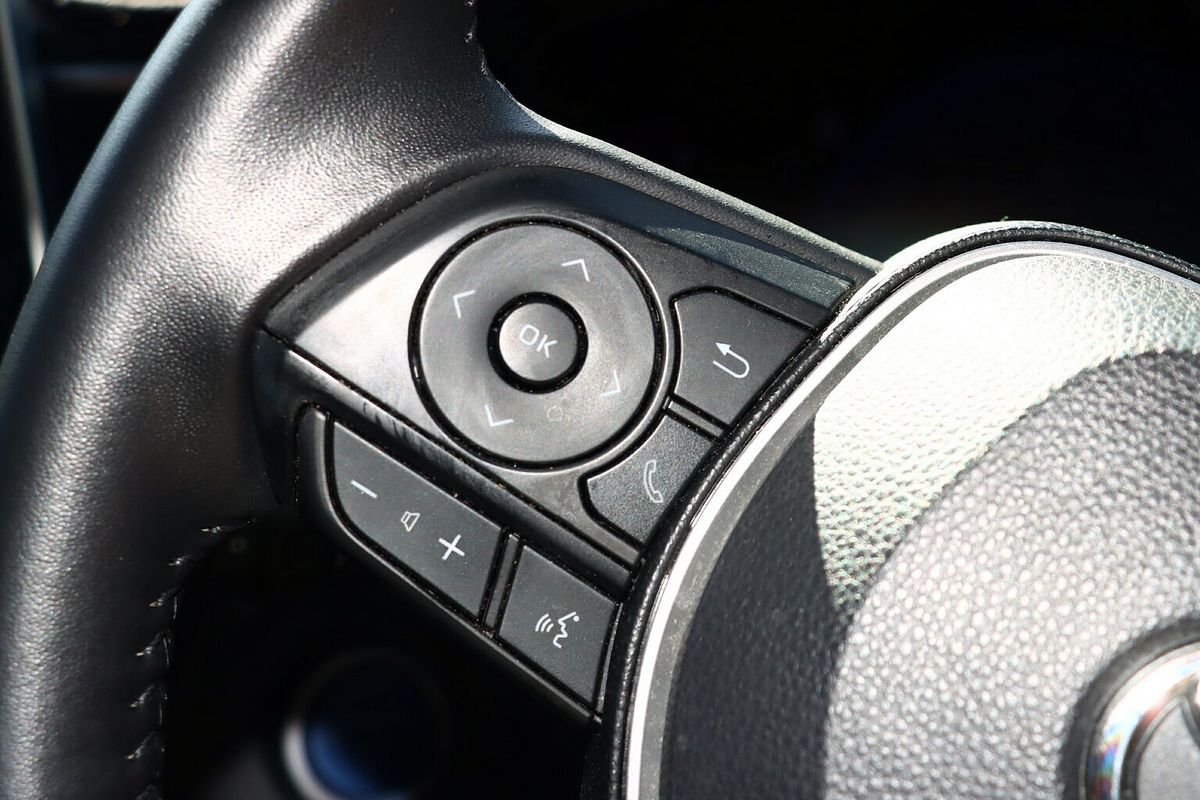 2018 Toyota Corolla ZR Hybrid ZWE211R