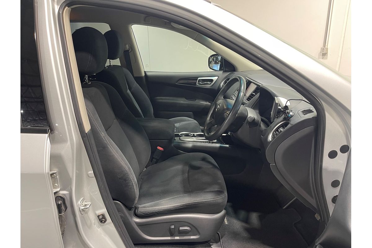 2016 Nissan Pathfinder ST R52