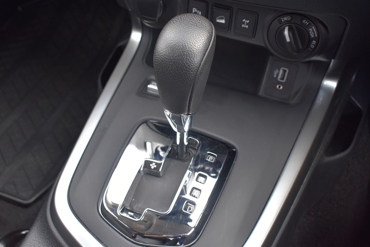 2022 Nissan Navara ST D23 4X4