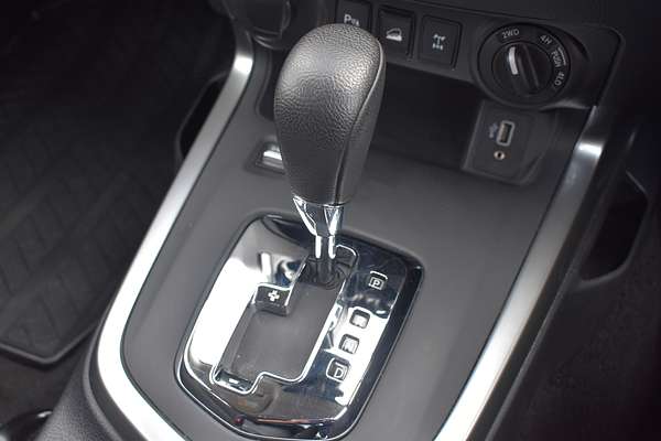 2022 Nissan Navara ST D23 4X4