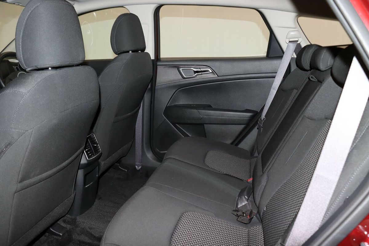 2024 Kia Sportage S NQ5