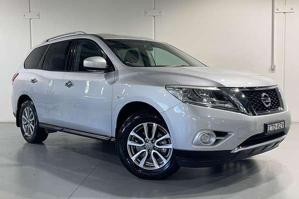 2016 Nissan Pathfinder ST R52