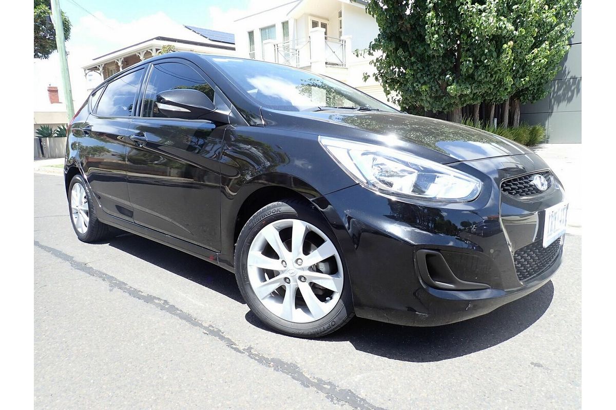 2019 Hyundai Accent Sport RB6 MY19