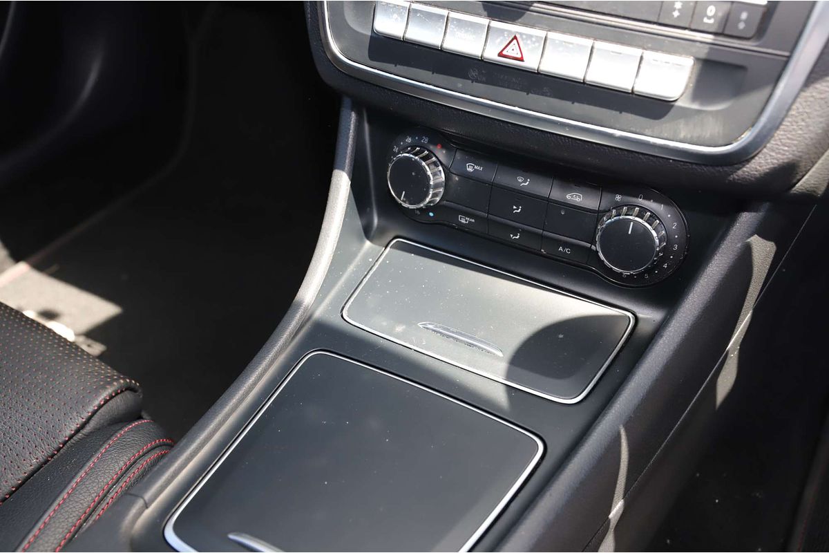 2018 Mercedes-Benz GLA-Class GLA180 X156