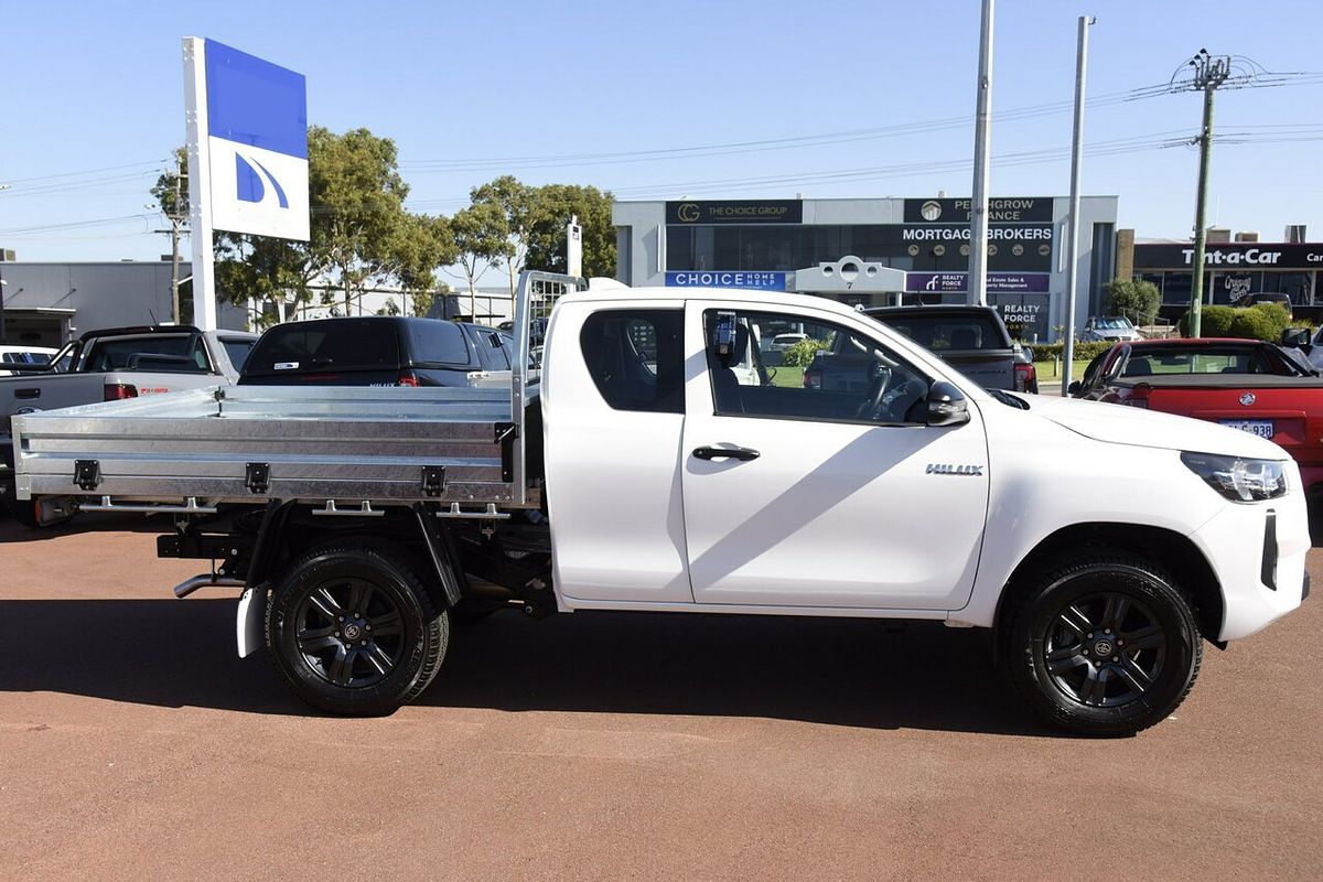 2024 Toyota Hilux Workmate GUN125R 4X4