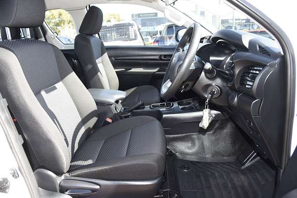 2024 Toyota Hilux Workmate GUN125R 4X4