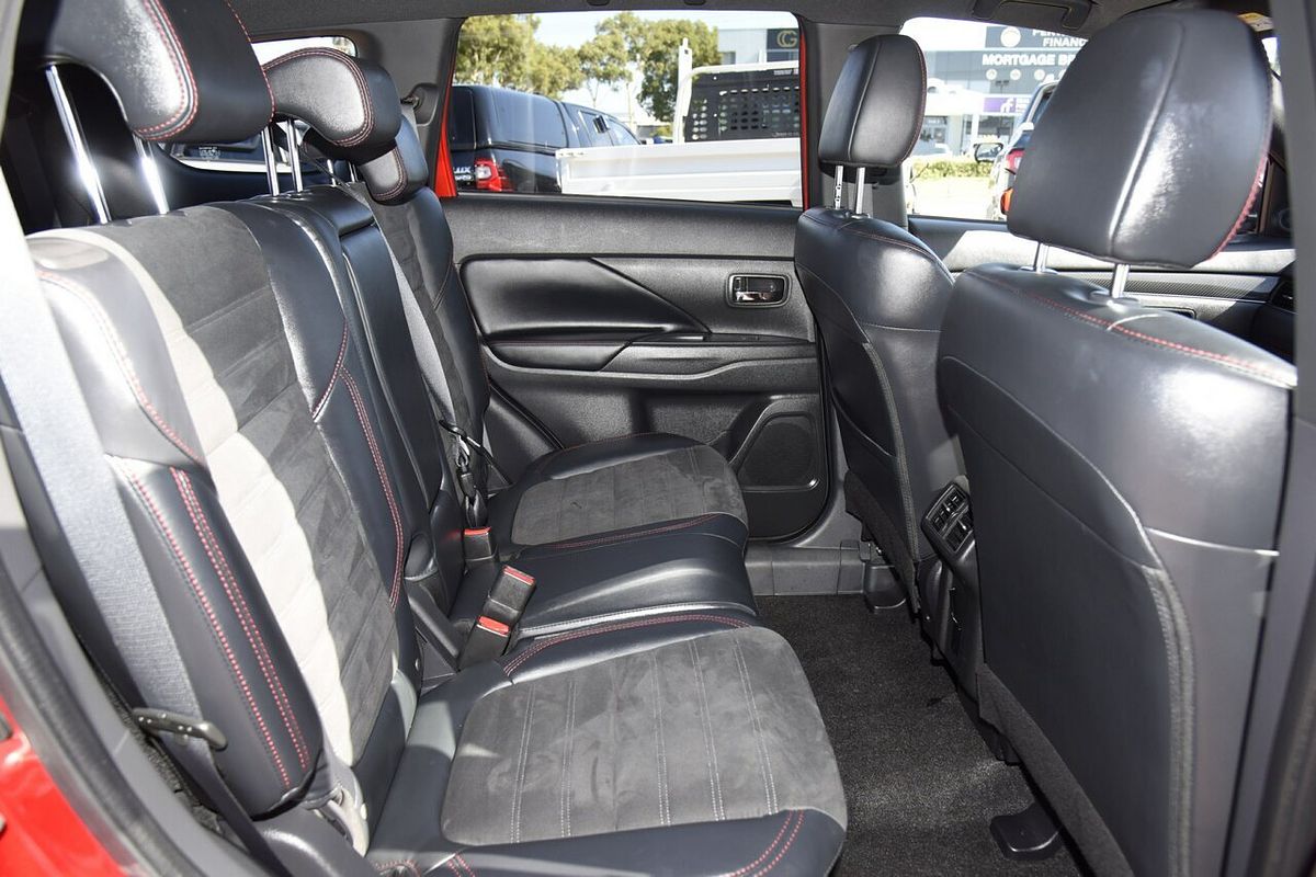 2020 Mitsubishi Outlander Black Edition ZL