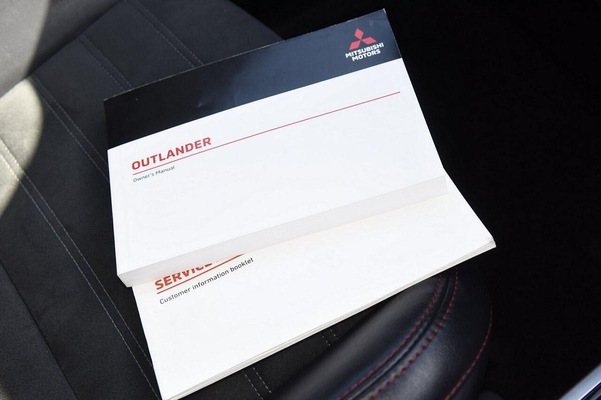 2020 Mitsubishi Outlander Black Edition ZL