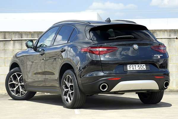 2021 Alfa Romeo Stelvio Sport Series 2