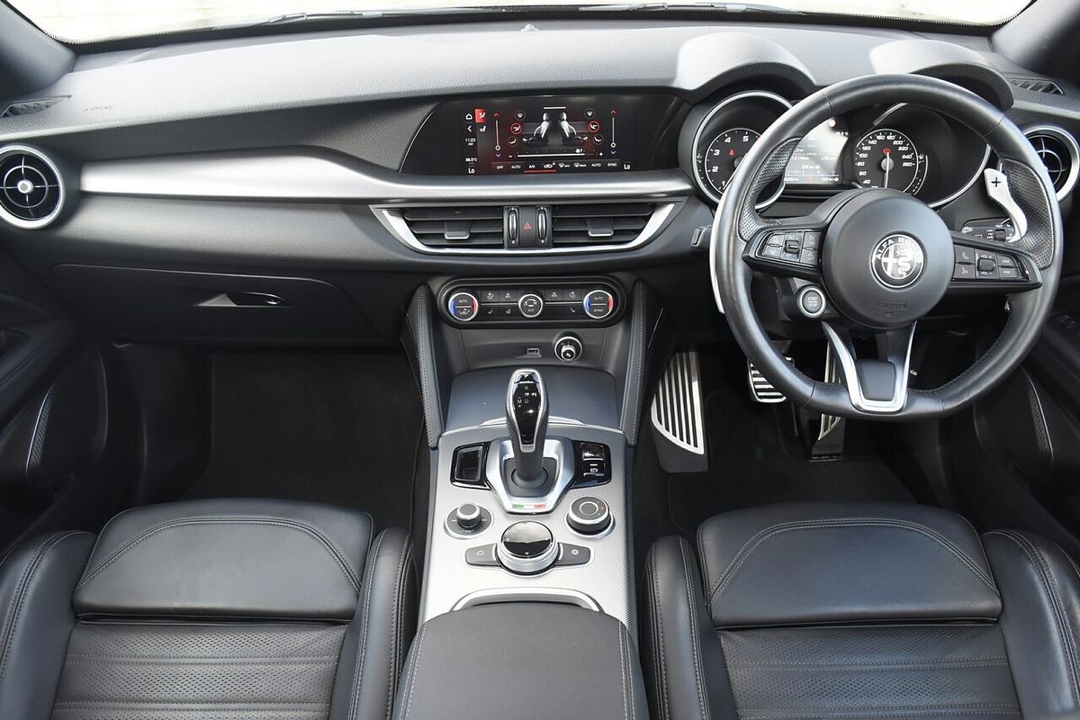 2021 Alfa Romeo Stelvio Sport Series 2
