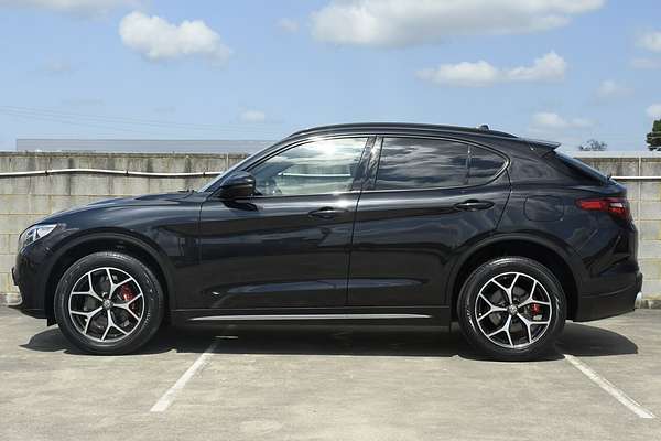 2021 Alfa Romeo Stelvio Sport Series 2