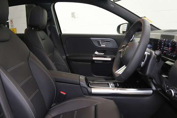 2025 Mercedes-Benz GLA-Class GLA250 H247