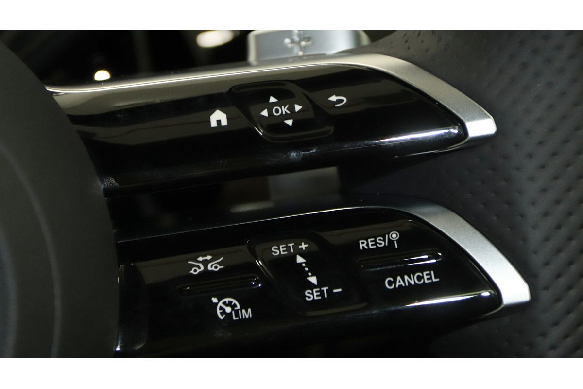 2025 Mercedes-Benz GLA-Class GLA250 H247