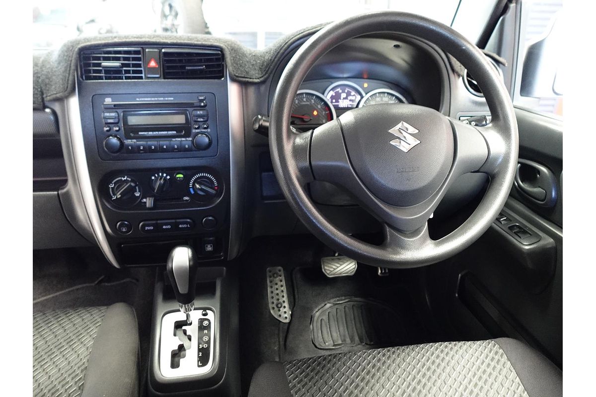 2015 Suzuki Jimny Sierra SN413 T6
