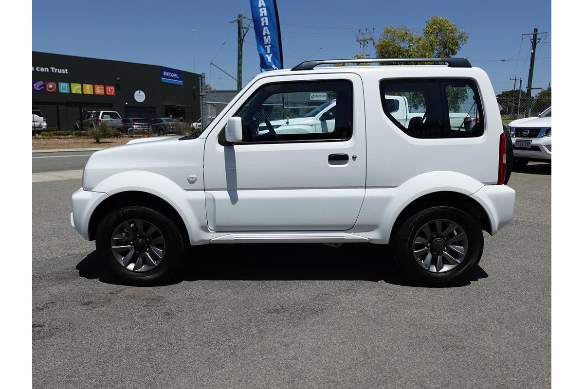 2015 Suzuki Jimny Sierra SN413 T6