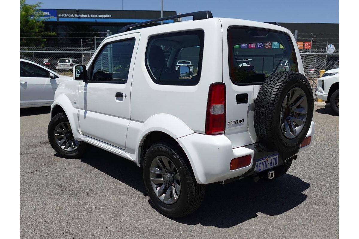 2015 Suzuki Jimny Sierra SN413 T6