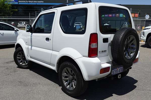 2015 Suzuki Jimny Sierra SN413 T6